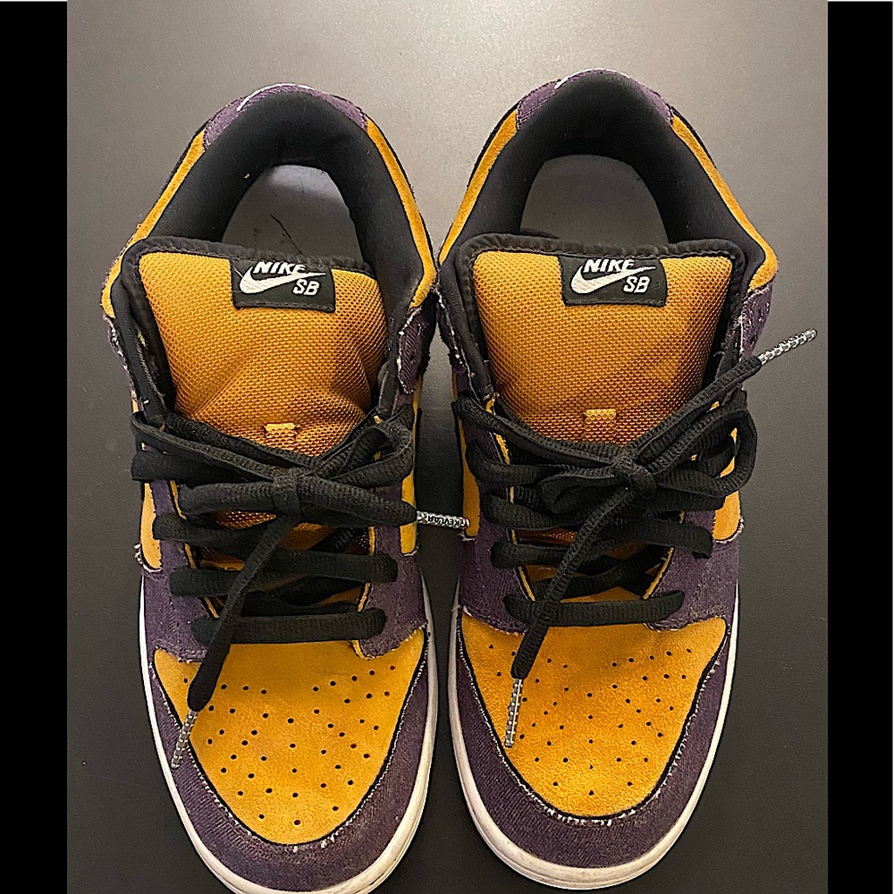 Nike SB dunk low size 10.5 Goofy Boy